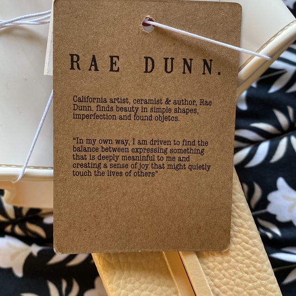 Rae Dunn “sunshine” slides - Picture 5 of 5